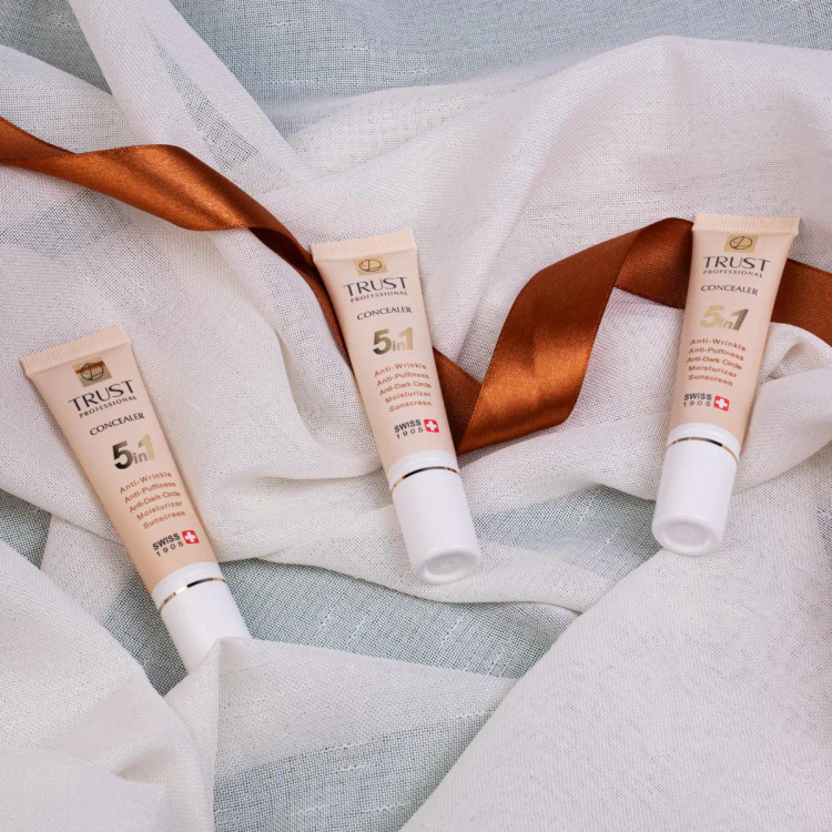 کانسیلر (کرم پودر وضد آفتاب دور چشم باspf30)پنج کاره تراست،پیچ بژ(هلویی)،حجم۱۵میل