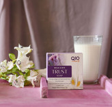 صابون شیر وکیوتن تراست،لیفت کننده مناسب انواع مختلف پوست ،وزن۷۵گرم